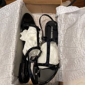 NWT Steve Madden Gello Sandals Black 10